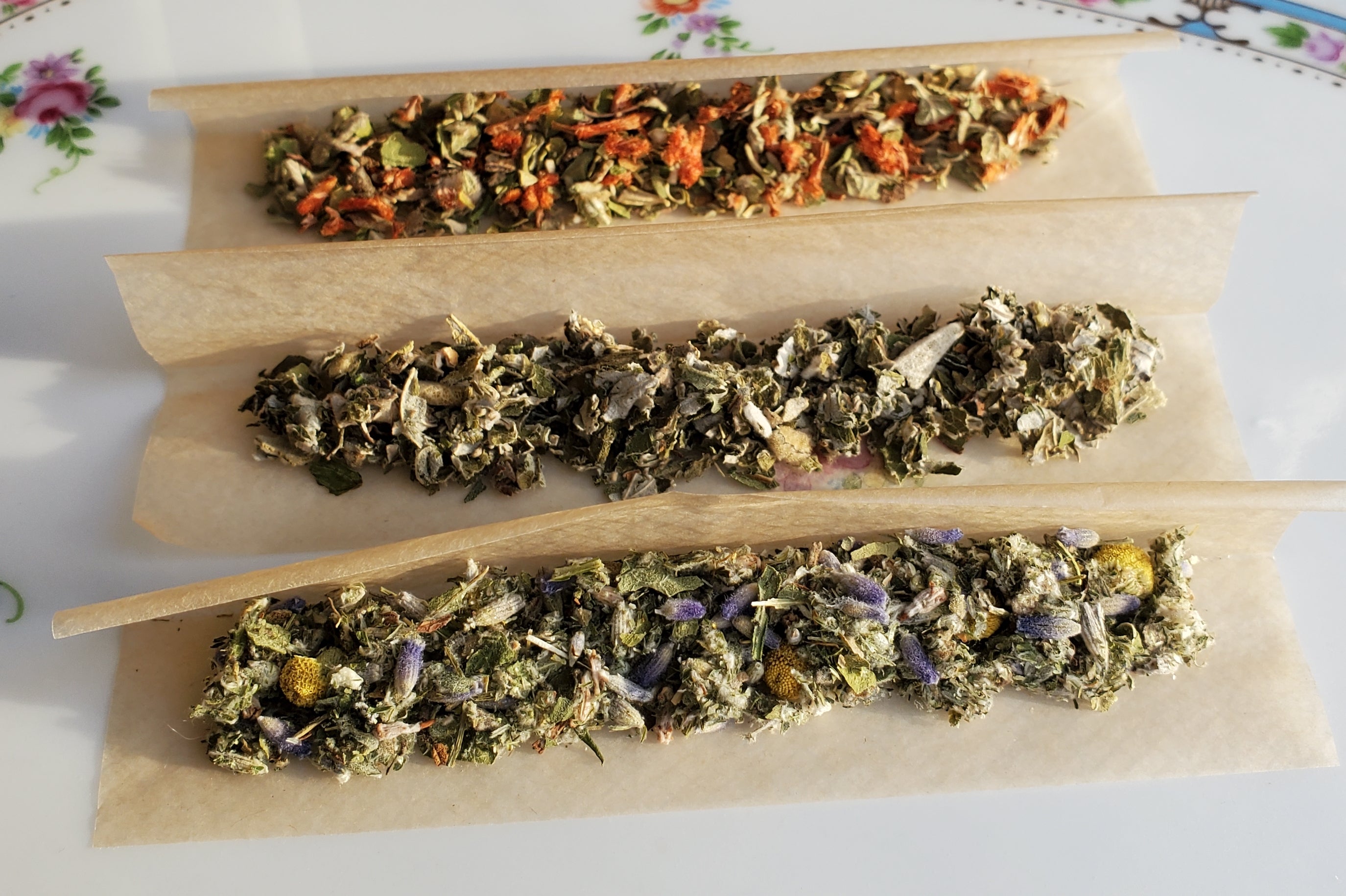 16 Smokable Herbs + Guide on How to Make Your Own Herbal Blends